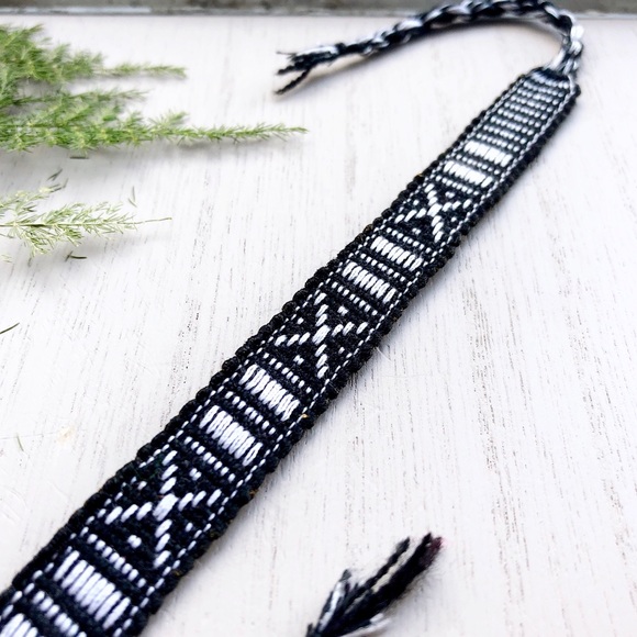 Jewelry - $4 BUNDLED🌿 Black 'n' White Boho Woven Bracelet